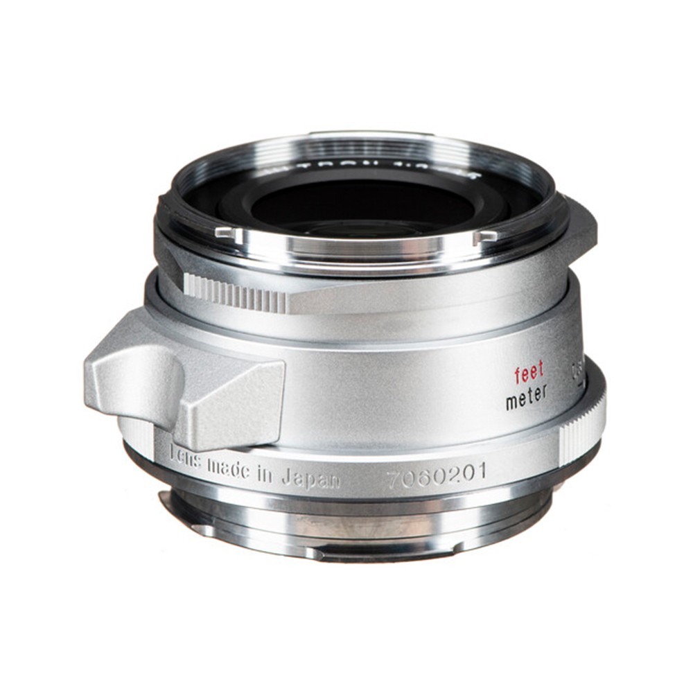 Voigtländer Ultron 35mm F2.0 VM II objektív, ezüst